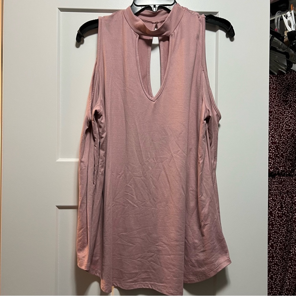 Long sleeve with cold shoulder top